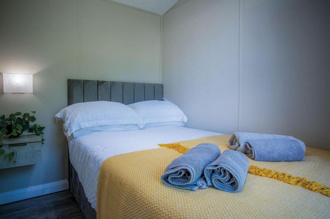 The Studio - 1 Bedroom Cabin - Amroth Exterior foto