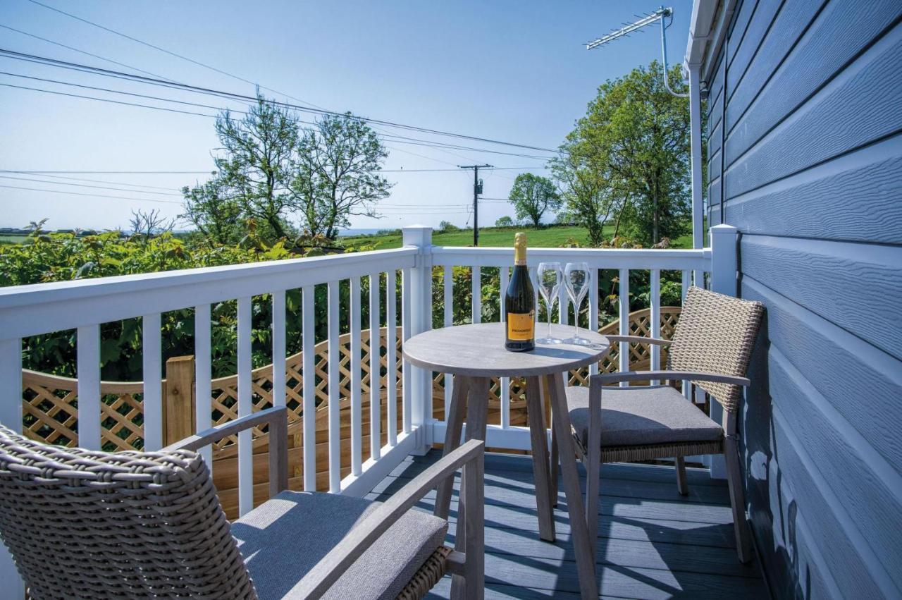 The Studio - 1 Bedroom Cabin - Amroth Exterior foto